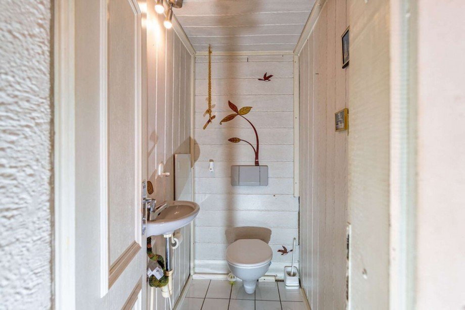 Gste-Toilette EG Einfamilienhaus Wald-Michelbach