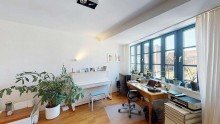 Wohnen Elegantes Reihenhaus in romantischer Schlossanlage