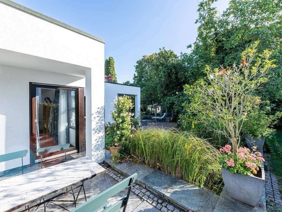 Blick von oberer Terrasse Villa Mhltal