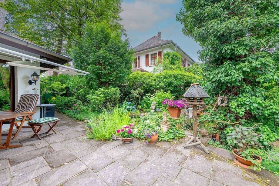 Blick auf den Teich Villa Darmstadt