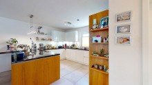 Kche Freistehendes A+ Energiesparhaus mit groer Terrasse, ohne Gartenanteil
