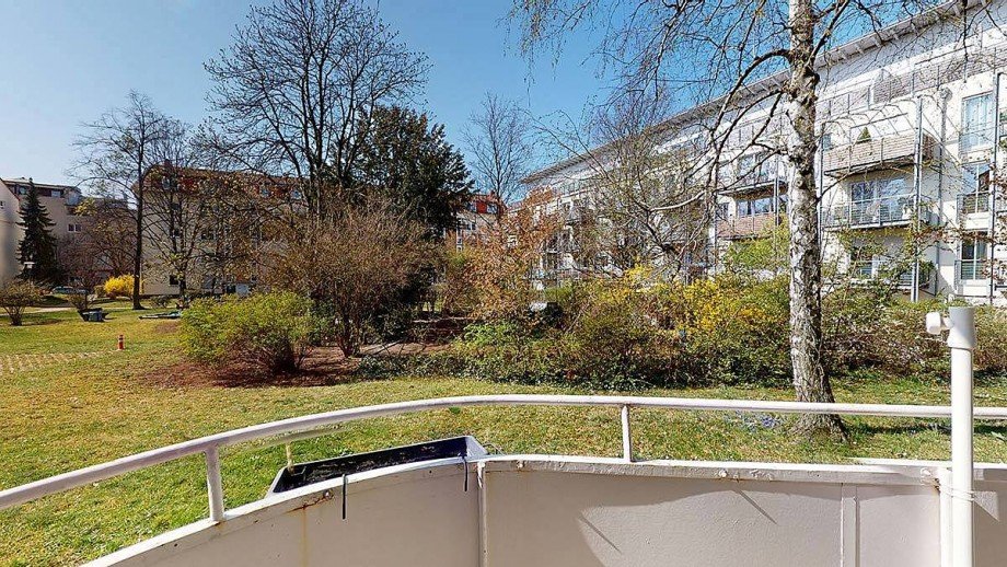 Blick Balkon Erdgeschosswohnung Darmstadt