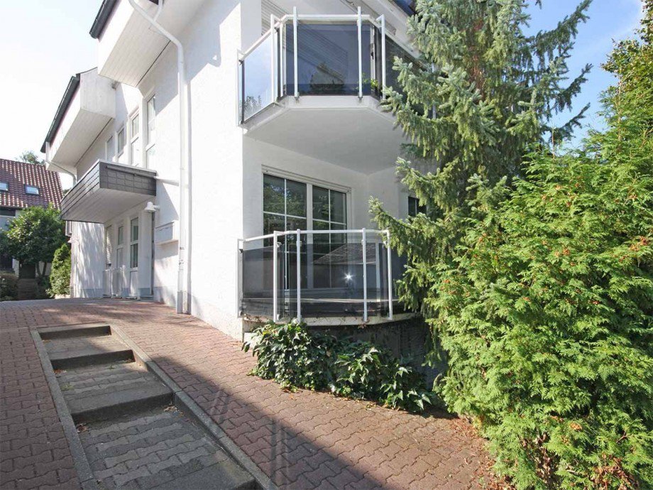 Ansicht Hof, Balkon Maisonettewohnung Frankfurt