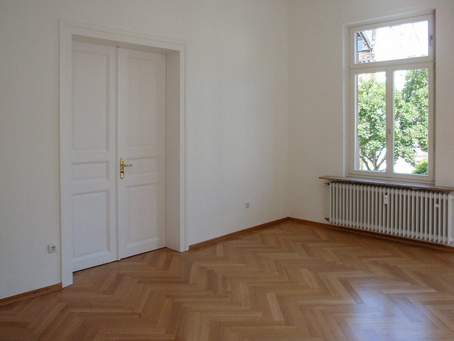 1. OG Zimmer Mehrfamilienhaus Darmstadt