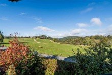 Blick Elternschlafzimmer Elegantes Wohlf�hlhaus in hochwertiger Ausstattung und Qualit�t in Oberreifenberg