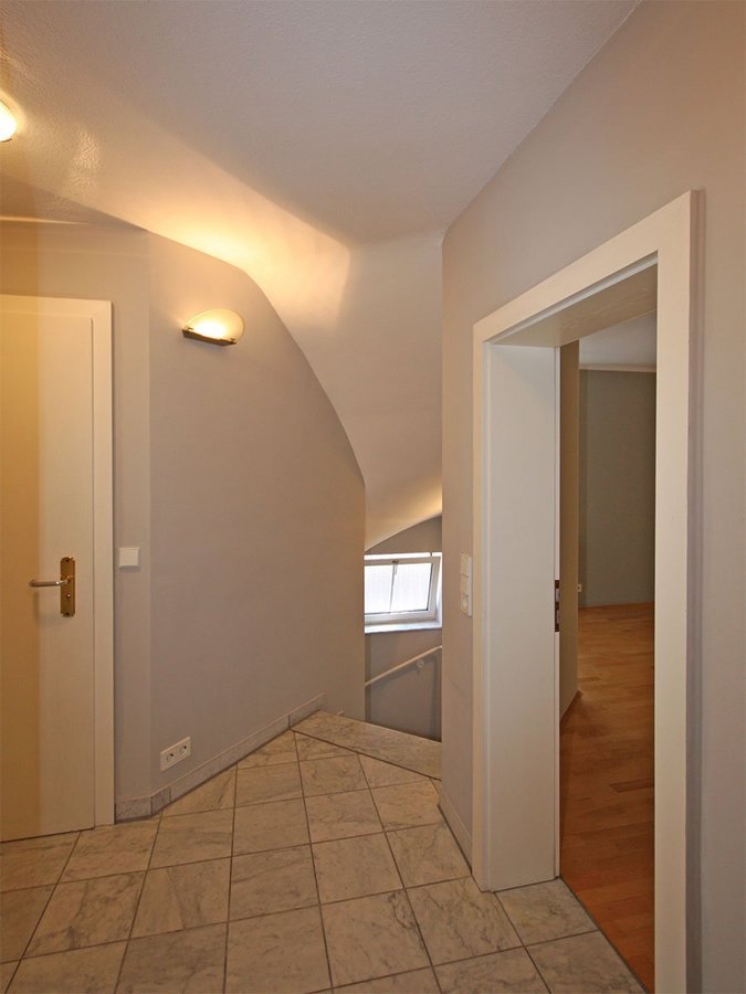 Flur oben Maisonettewohnung Frankfurt