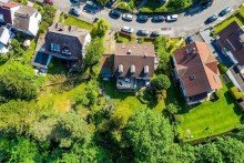 Luftaufnahme Buchschlag: 3-Familienhaus mit Potential