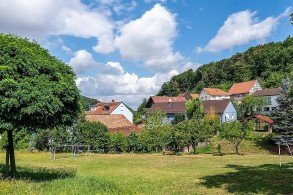 Hauptbild Einfamilienhaus mit ELW auf groem Grundstck