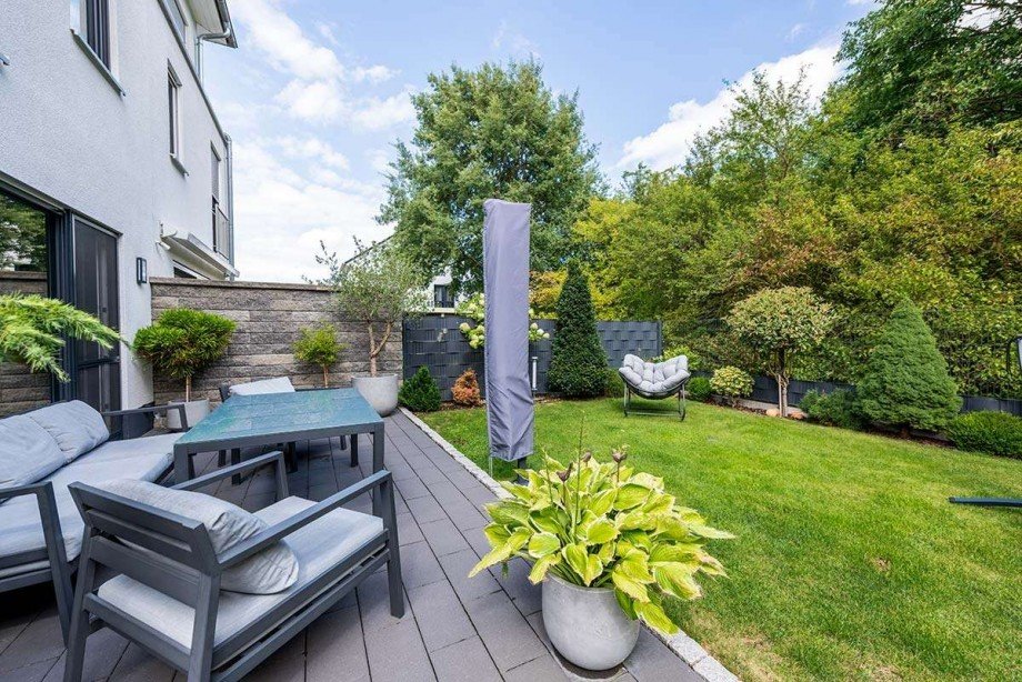 Garten Doppelhaush�lfte R�sselsheim am Main