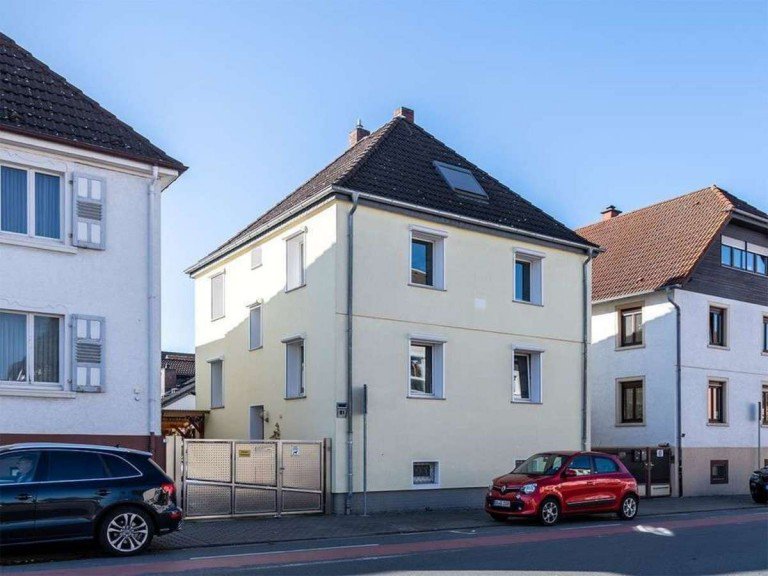 Ansicht Erzhausen Einfamilienhaus freistehendes Stadthaus in zentraler Lage von Erzhausen