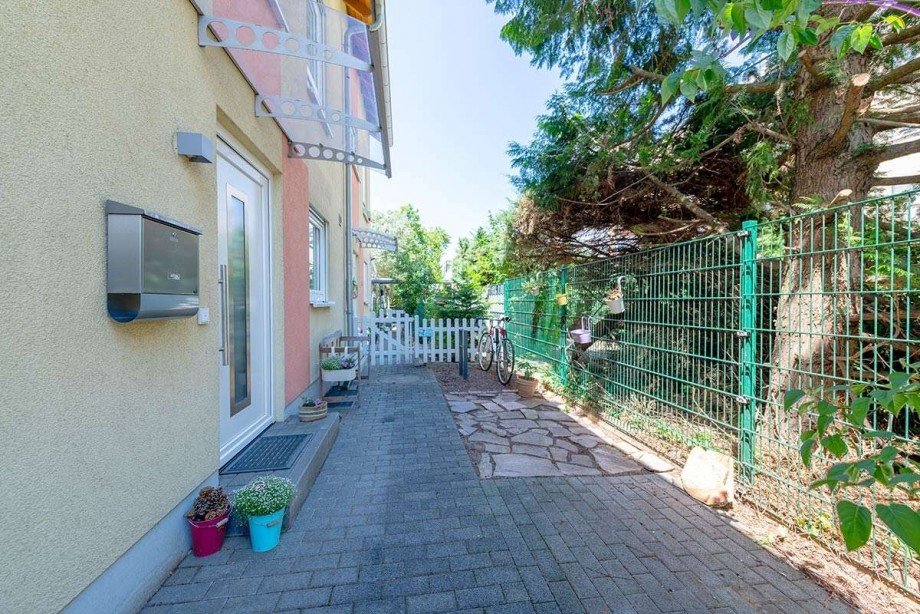 Eingangsbereich Reihenmittelhaus Hattersheim am Main