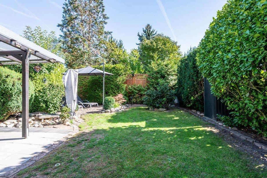 Garten Doppelhaush�lfte Hanau