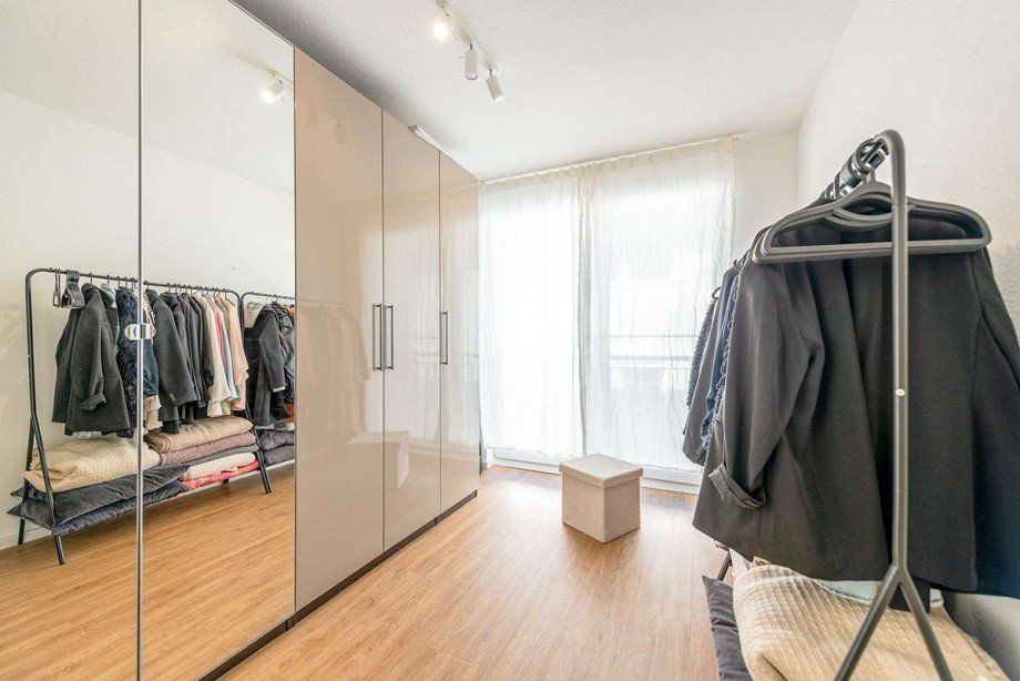 Ankleidezimmer Etagenwohnung Eppertshausen