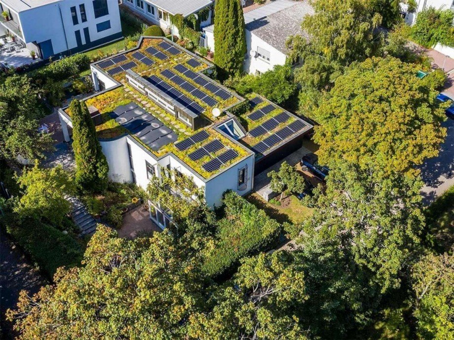 Blick auf Dach Villa Mhltal
