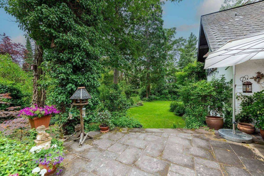 Blick in den Garten Einfamilienhaus Darmstadt
